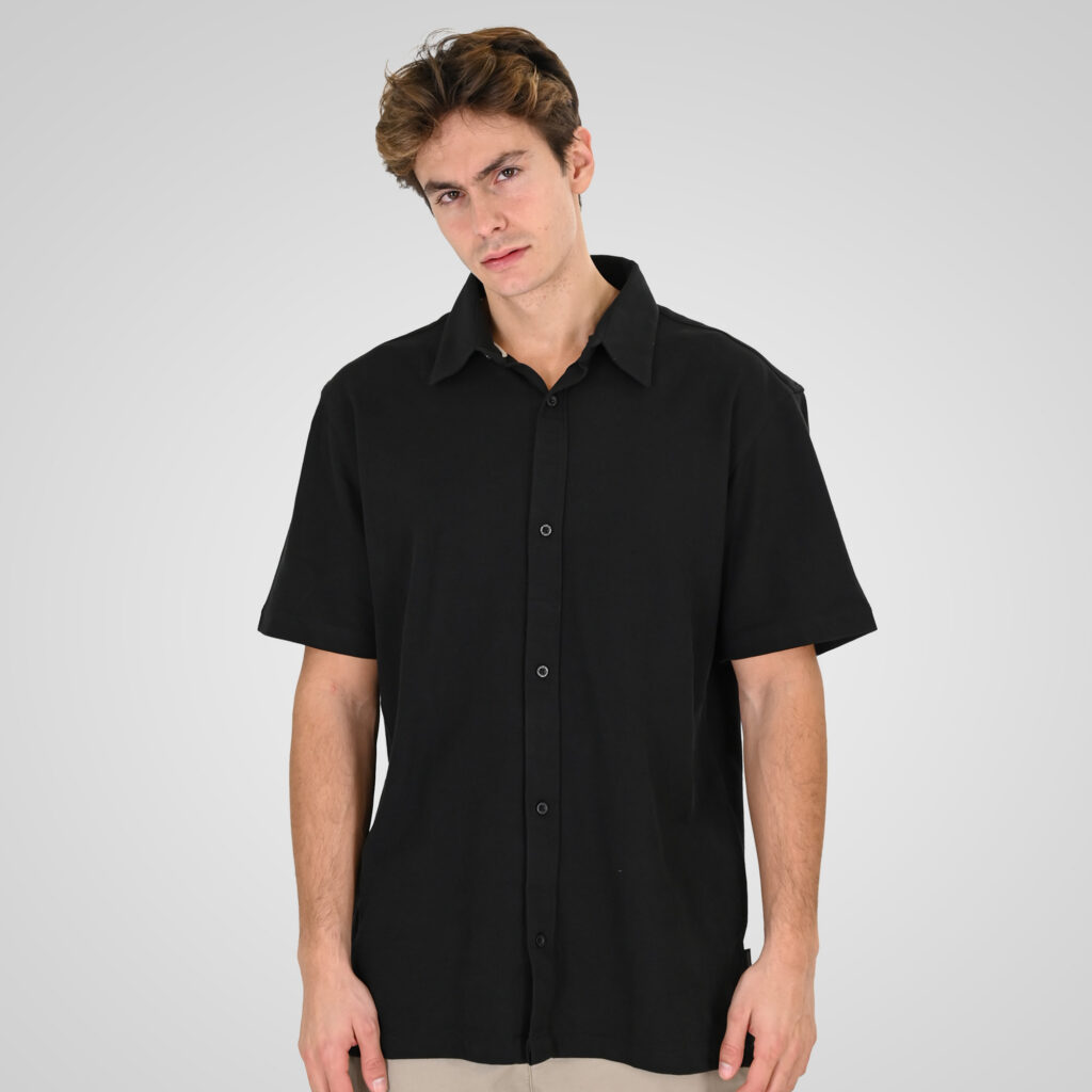 261GS-5185 SHIRTS WITH CHEST POCKET AND SHORT SLEEVES (SPECIAL PIQUE FABRIC) (RELAXED FIT) BLACK