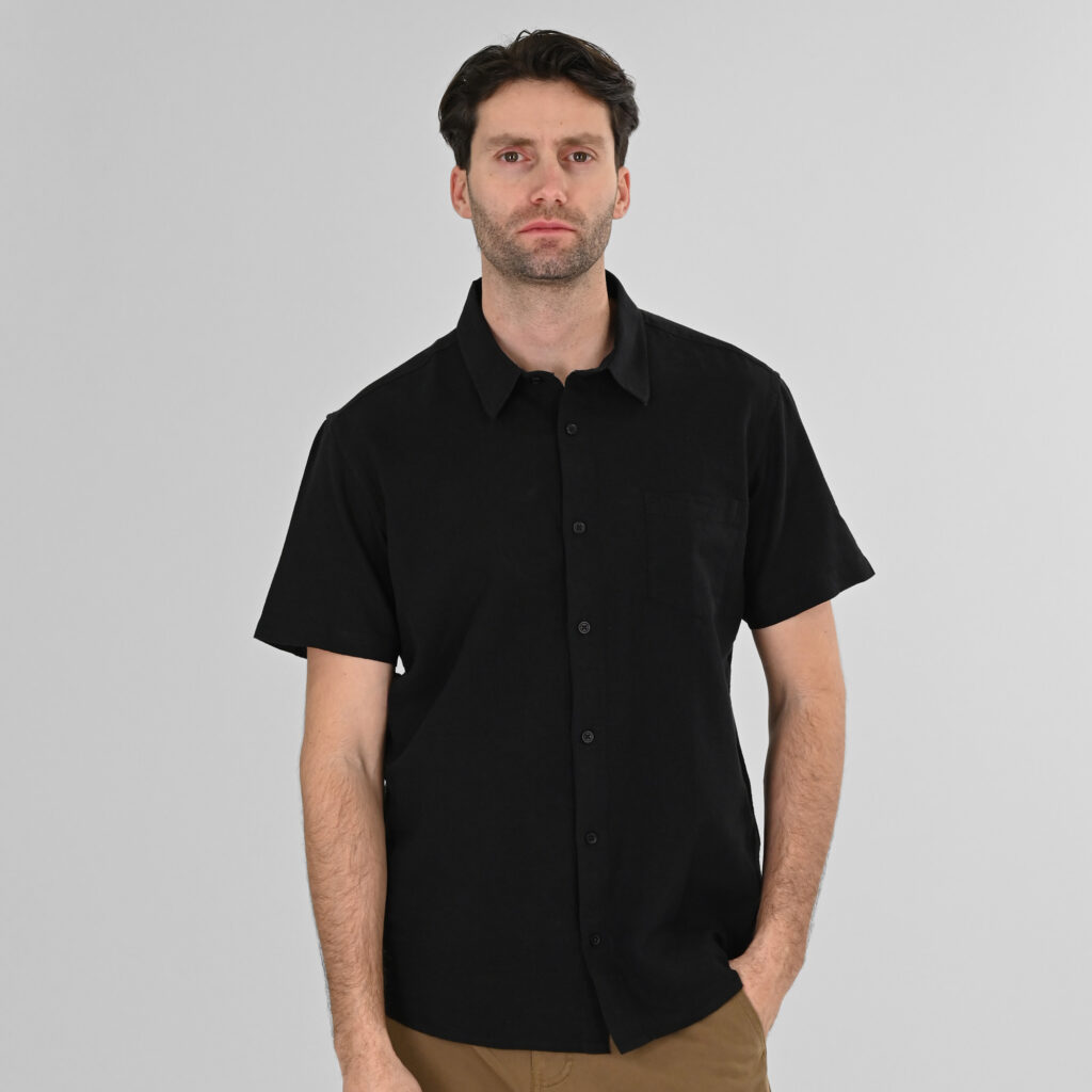261GS-5192 SHIRT LINEN WITH CHEST POCKET AND SHORT SLEEVES BLACK