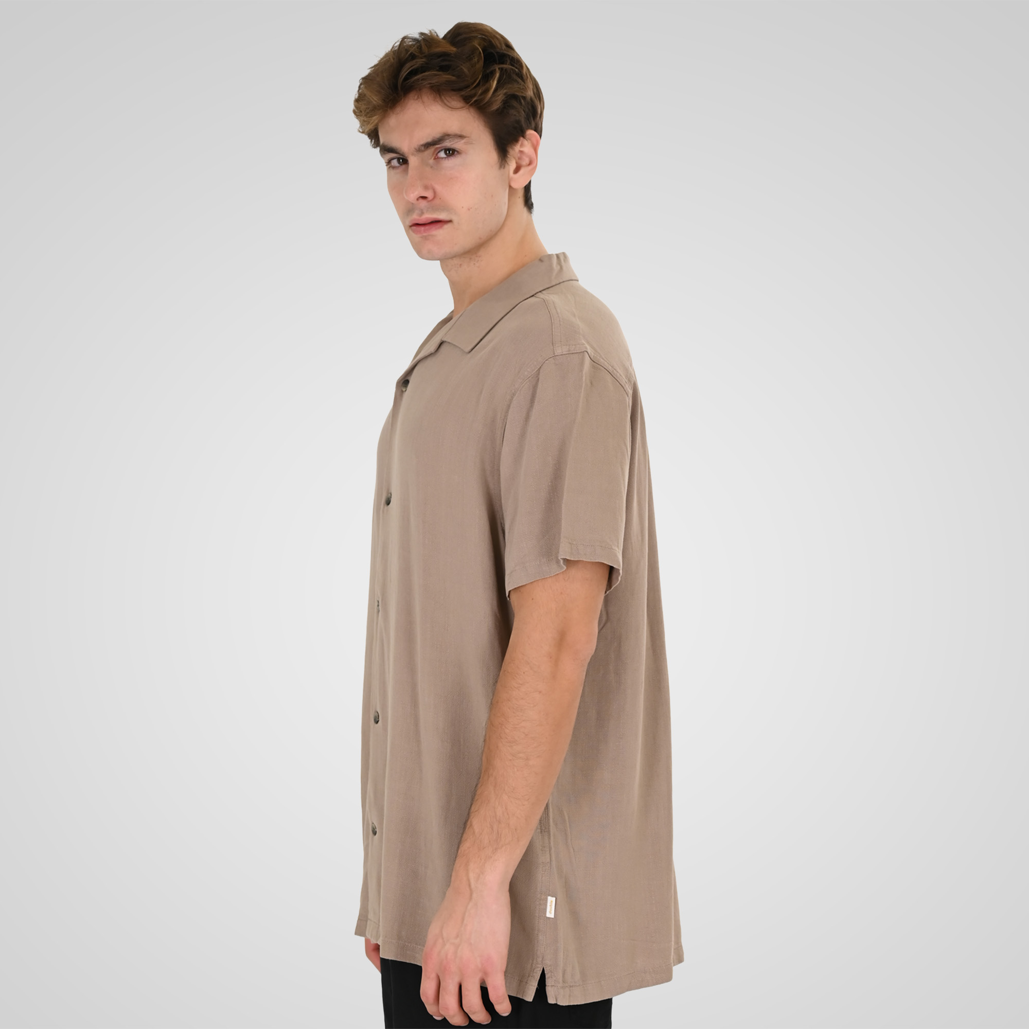 261GS-5198 SHIRT LINEN WITH CAMP COLLAR, CHEST POCKET AND SHORT SLEEVES (RELAXED FIT) SAND - Image 3