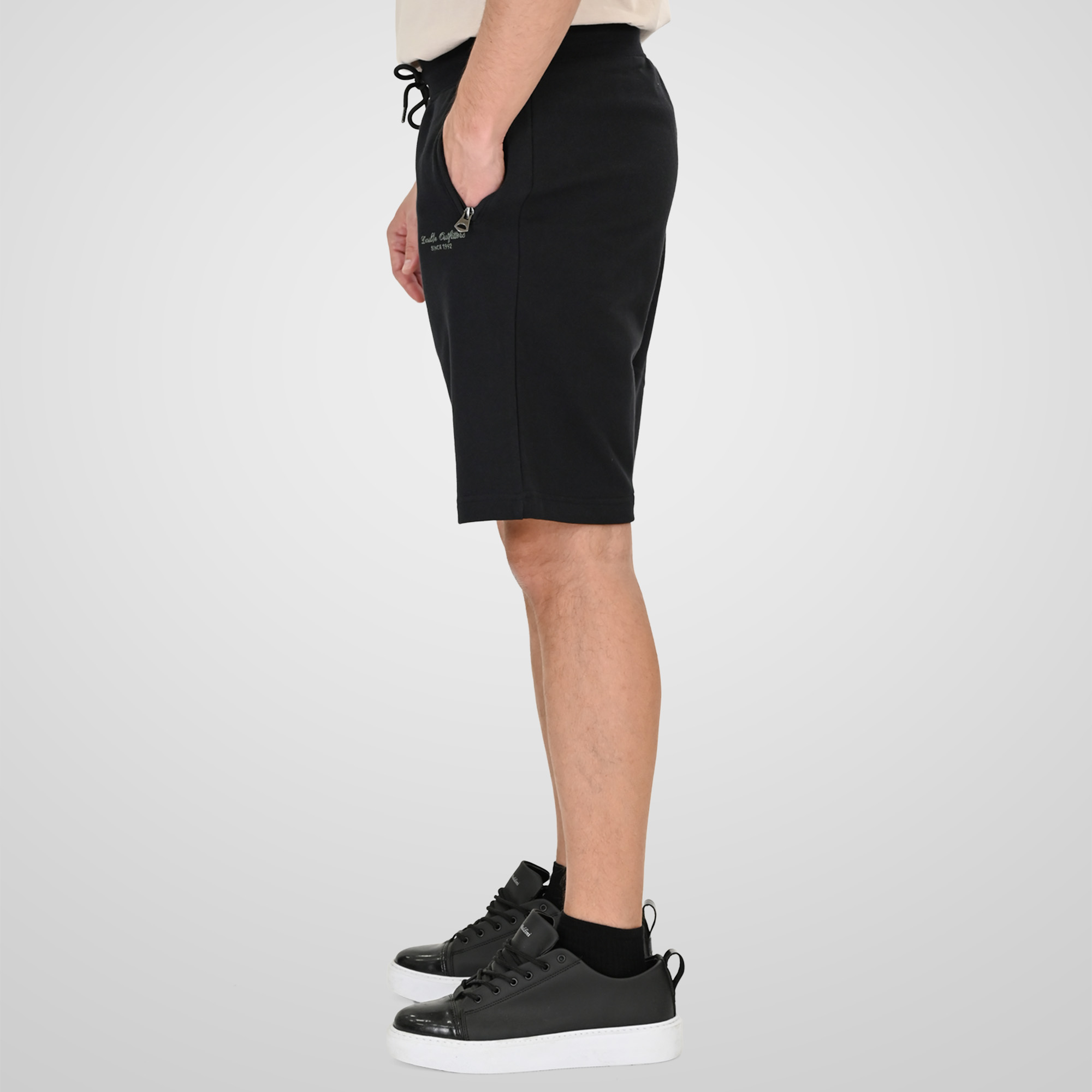 261MS-6031 MS SHORTS WITH ZIPPERS AT POCKETS (TERRY FLEECE) BLACK - Image 3