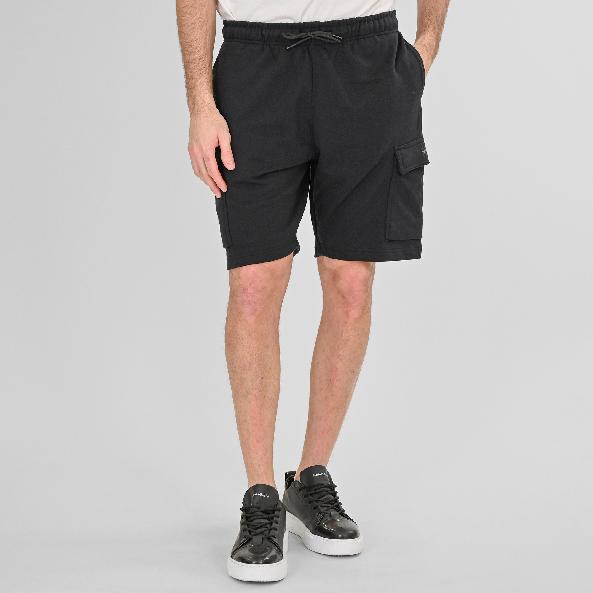 261MS-6032 MS SHORTS WITH CARGO POCKETS (TERRY FLEECE) BLACK - Image 1