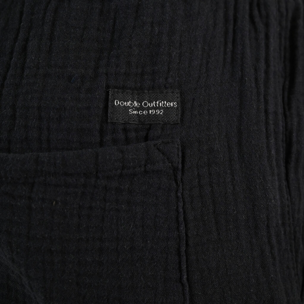 261MSHO-7064 SHORTS WITH ELASTIC WAISTBAND (SPECIAL FABRIC) BLACK