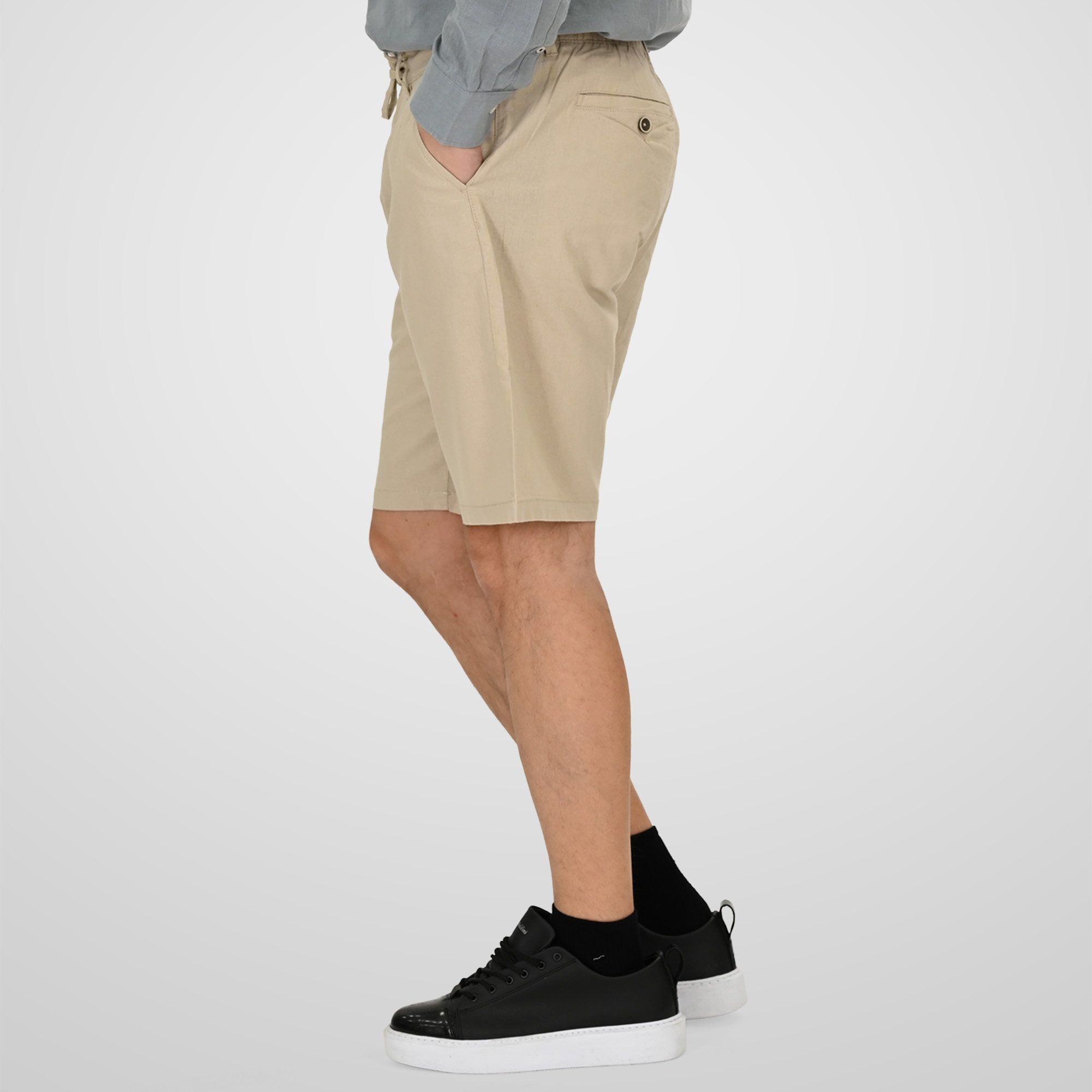 261MSHO-7068 CHINOS LINEN BLEND SHORTS WITH ELASTICATED WAISTBAND LT BEIGE - Image 3
