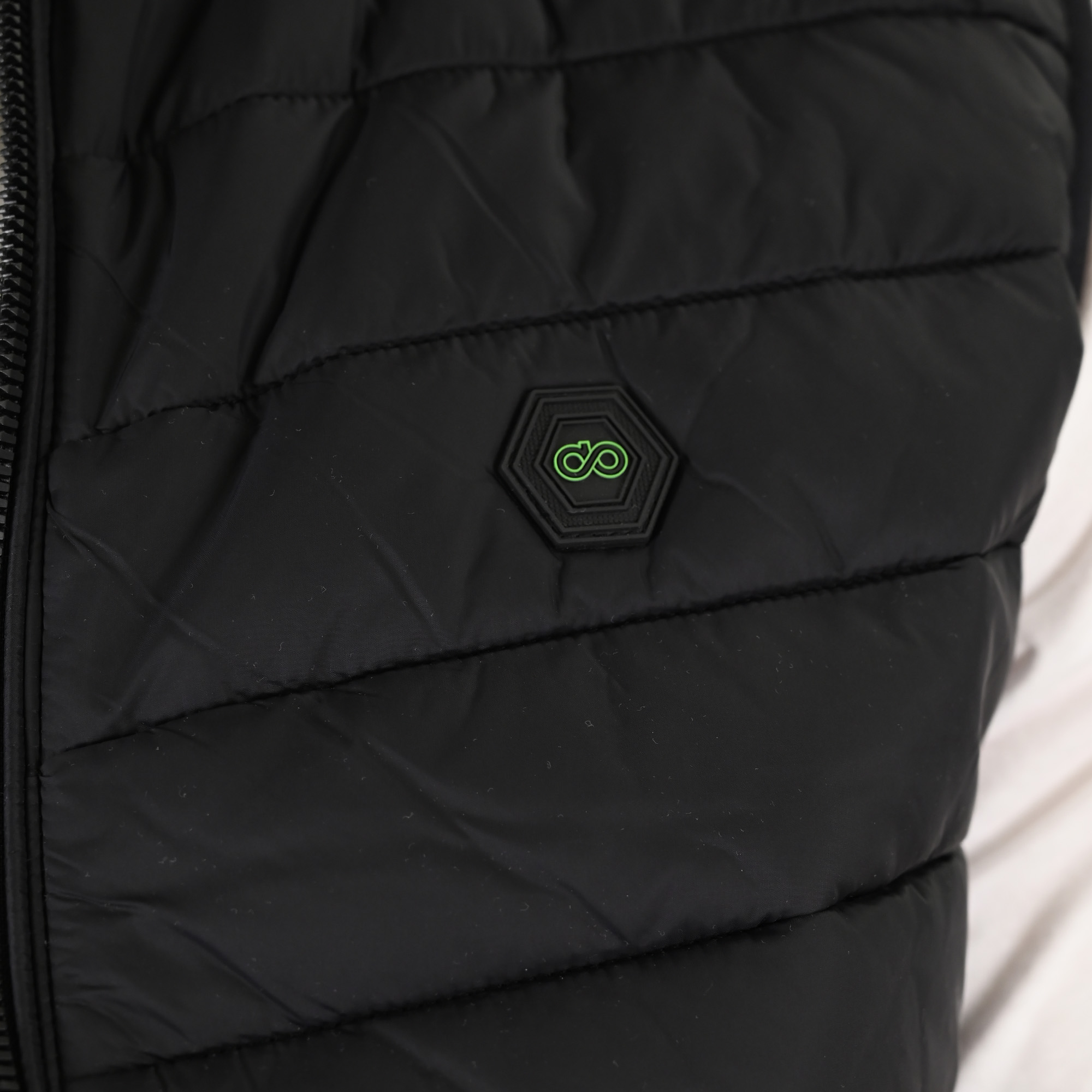 261SMJK-2082 JACKETS SLEEVELESS PADDED BLACK - Image 5