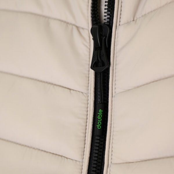 261SMJK-2082 JACKETS SLEEVELESS PADDED GREIGE