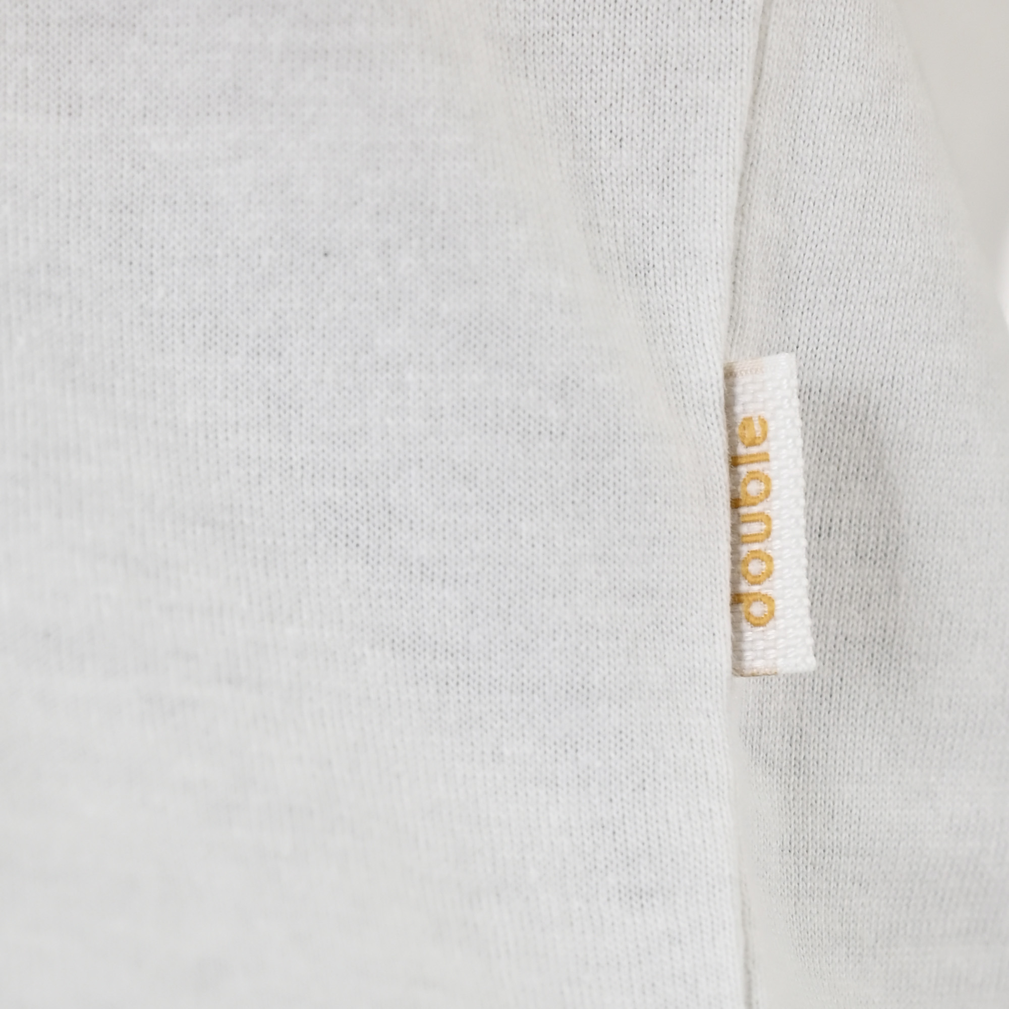 261TS-9139 T-SHIRT HENLEY V-NECK WITH BUTTONS OFF WHITE - Image 5