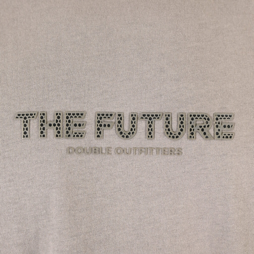 261TS-9141 T-SHIRT WITH EMBOSSED HIGH DENSITY PRINT (HEAVY JERSEY) (RELAXED FIT) LT GREY