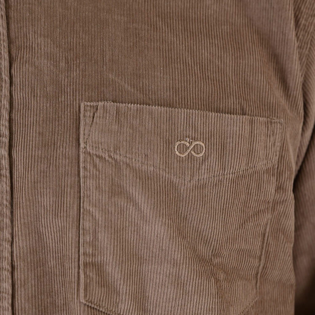 262GS-5226 SHIRTS WITH CHEST POCKET AND DENSE EMBROIDERY (BABY CORDUROY) BEIGE