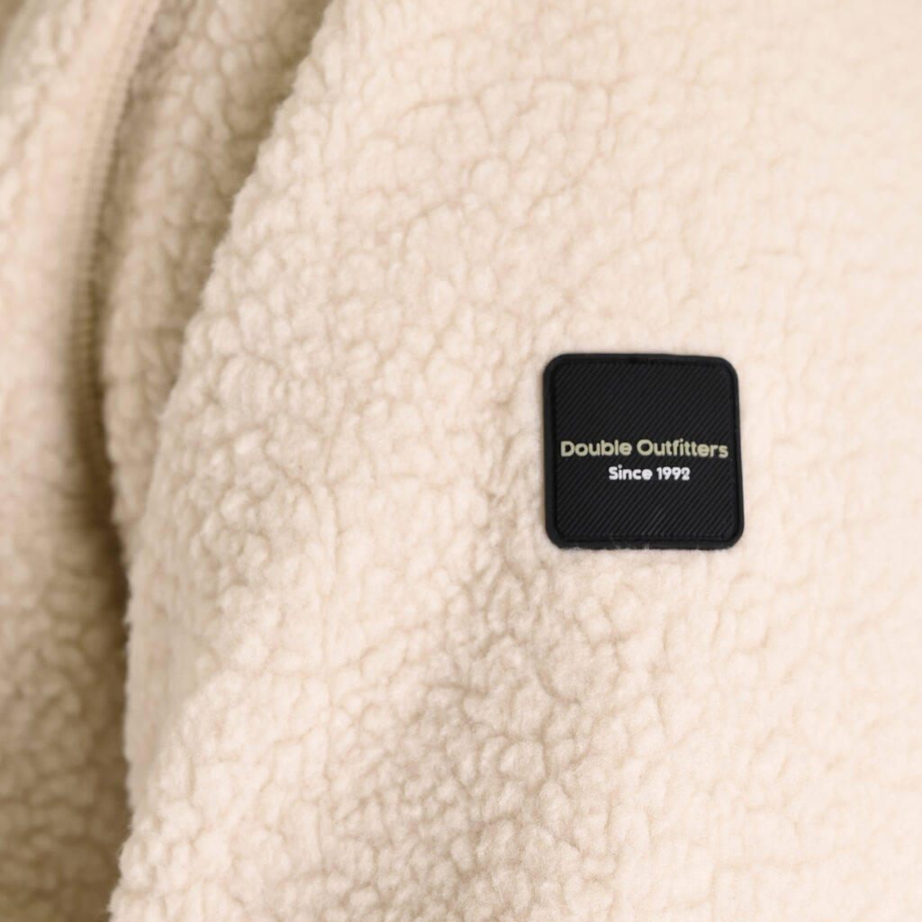 262MFT-7085 SHERPA FULL ZIP WITH ZIP BODY POCKETS OFF WHITE