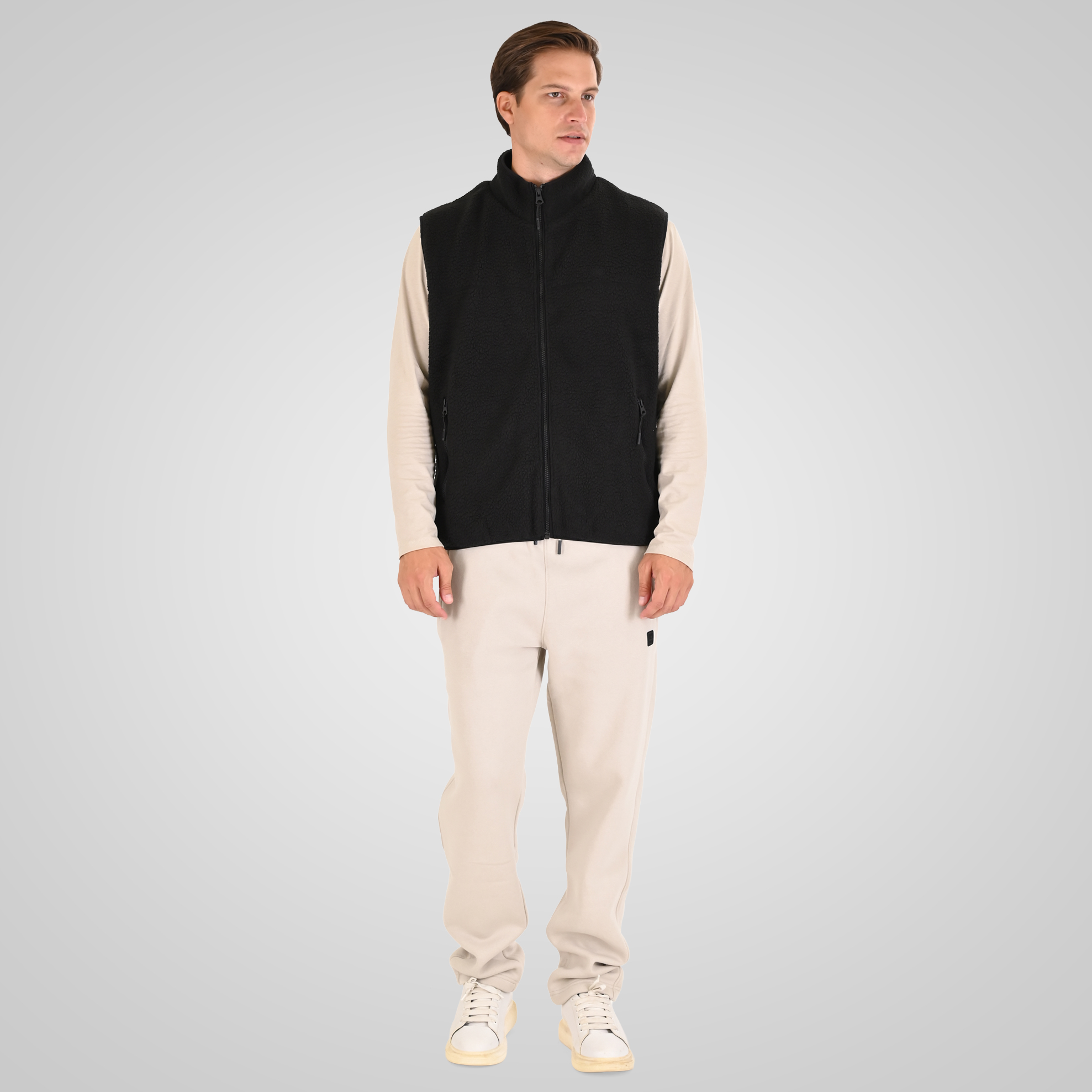 262MFT-7086 SHERPA SLEEVELESS FULL ZIP WITH CHEST EMBROIDERY BLACK - Image 2