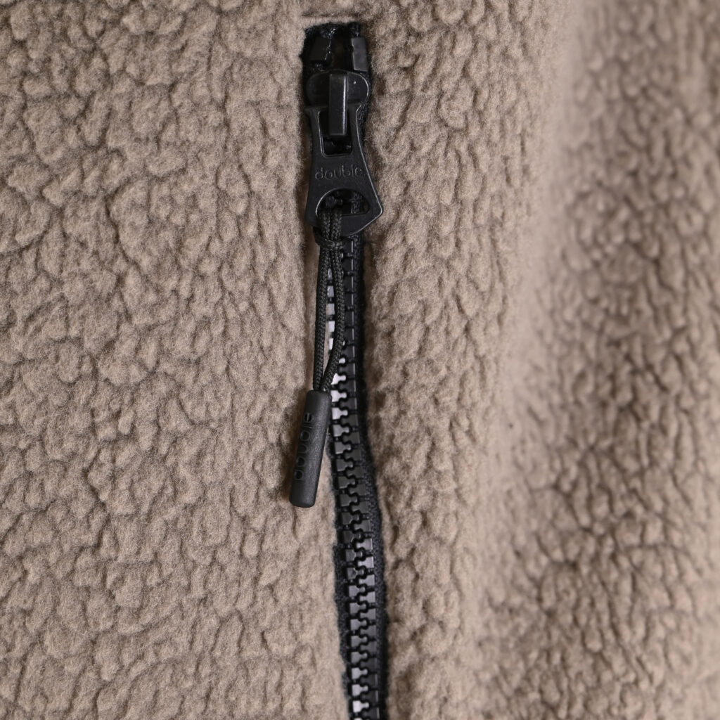 262MFT-7086 SHERPA SLEEVELESS FULL ZIP WITH CHEST EMBROIDERY TAUPE