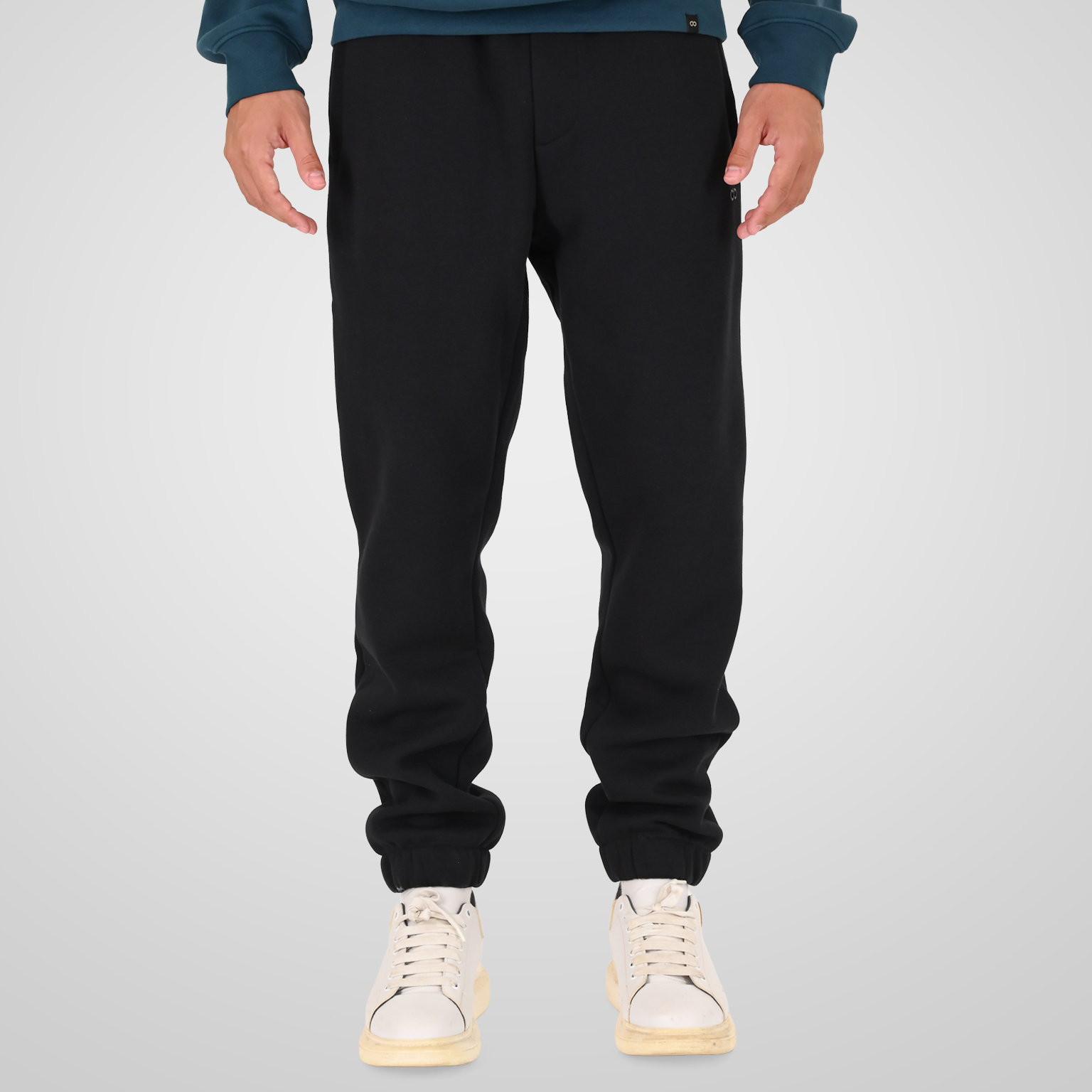 262MPAN-6055 JOGGER PANTS WITH ELASTIC WAISTBAND AND HEM WITH DENSE EMBROIDERY (BRUSHED FLEECE) BLACK - Image 1