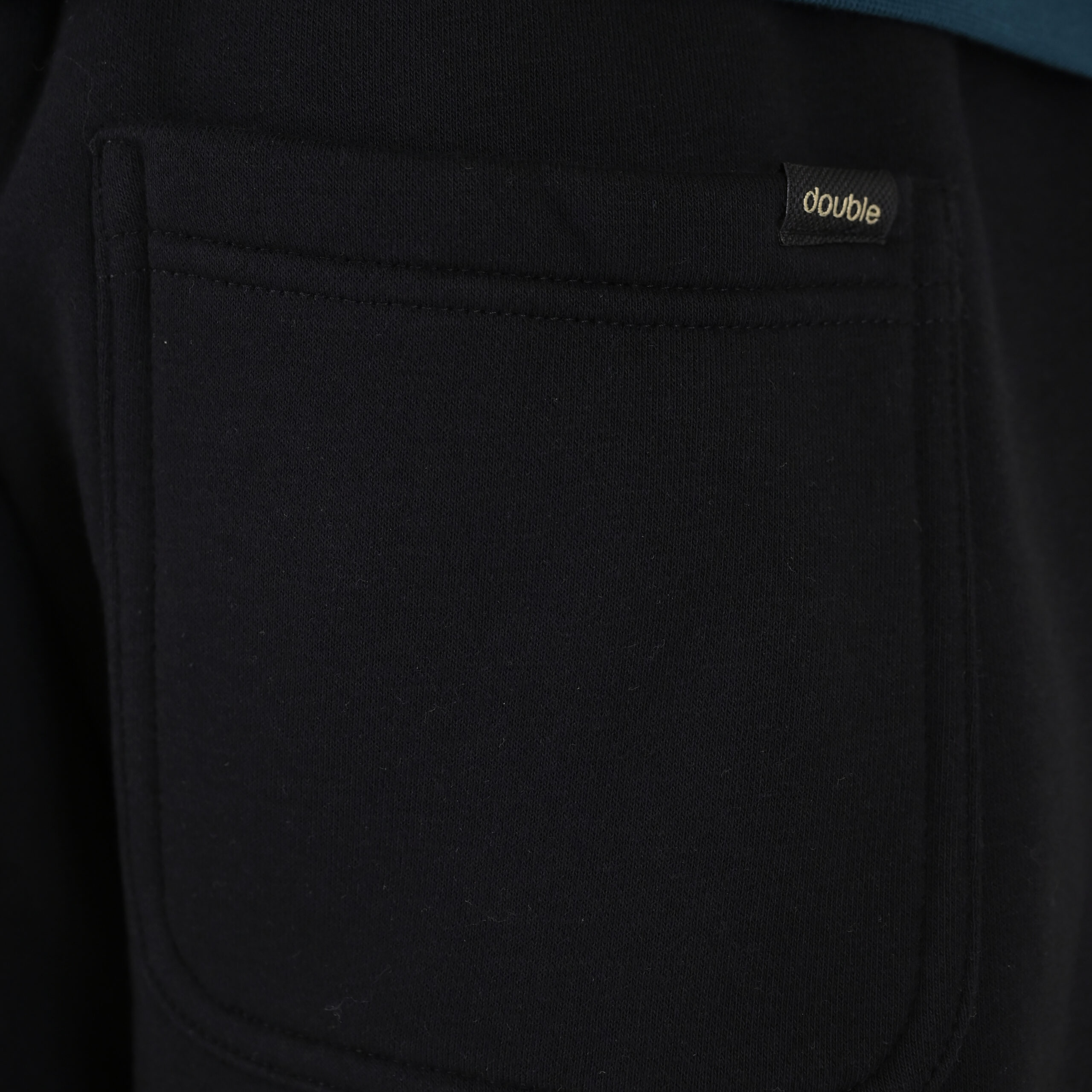 262MPAN-6055 JOGGER PANTS WITH ELASTIC WAISTBAND AND HEM WITH DENSE EMBROIDERY (BRUSHED FLEECE) BLACK - Image 5