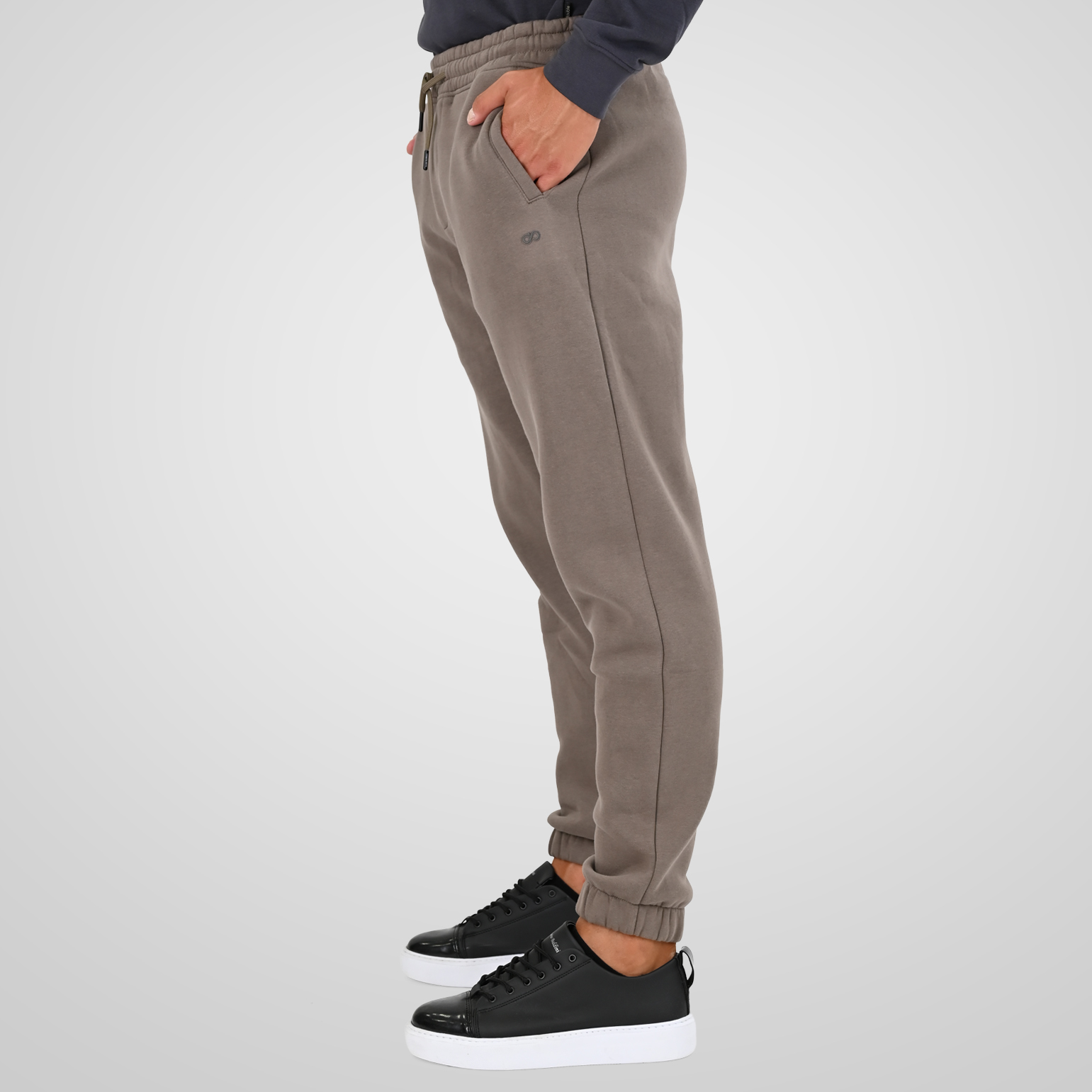 262MPAN-6055 JOGGER PANTS WITH ELASTIC WAISTBAND AND HEM WITH DENSE EMBROIDERY (BRUSHED FLEECE) TAUPE - Image 3