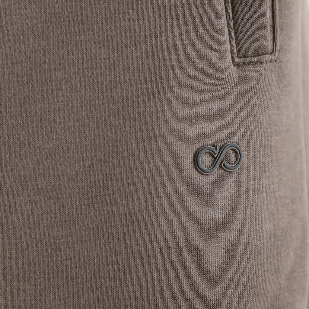 262MPAN-6055 JOGGER PANTS WITH ELASTIC WAISTBAND AND HEM WITH DENSE EMBROIDERY (BRUSHED FLEECE) TAUPE