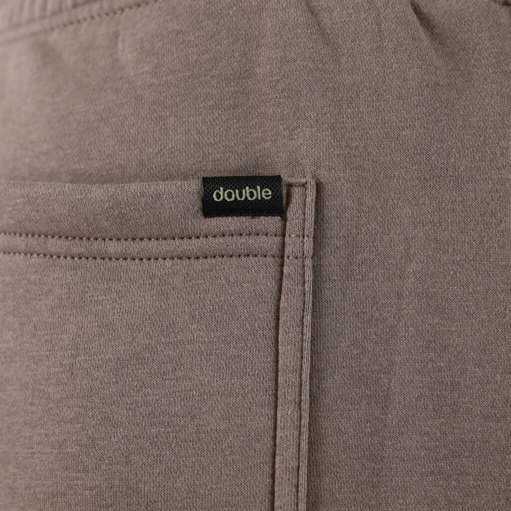 262MPAN-6055 JOGGER PANTS WITH ELASTIC WAISTBAND AND HEM WITH DENSE EMBROIDERY (BRUSHED FLEECE) TAUPE