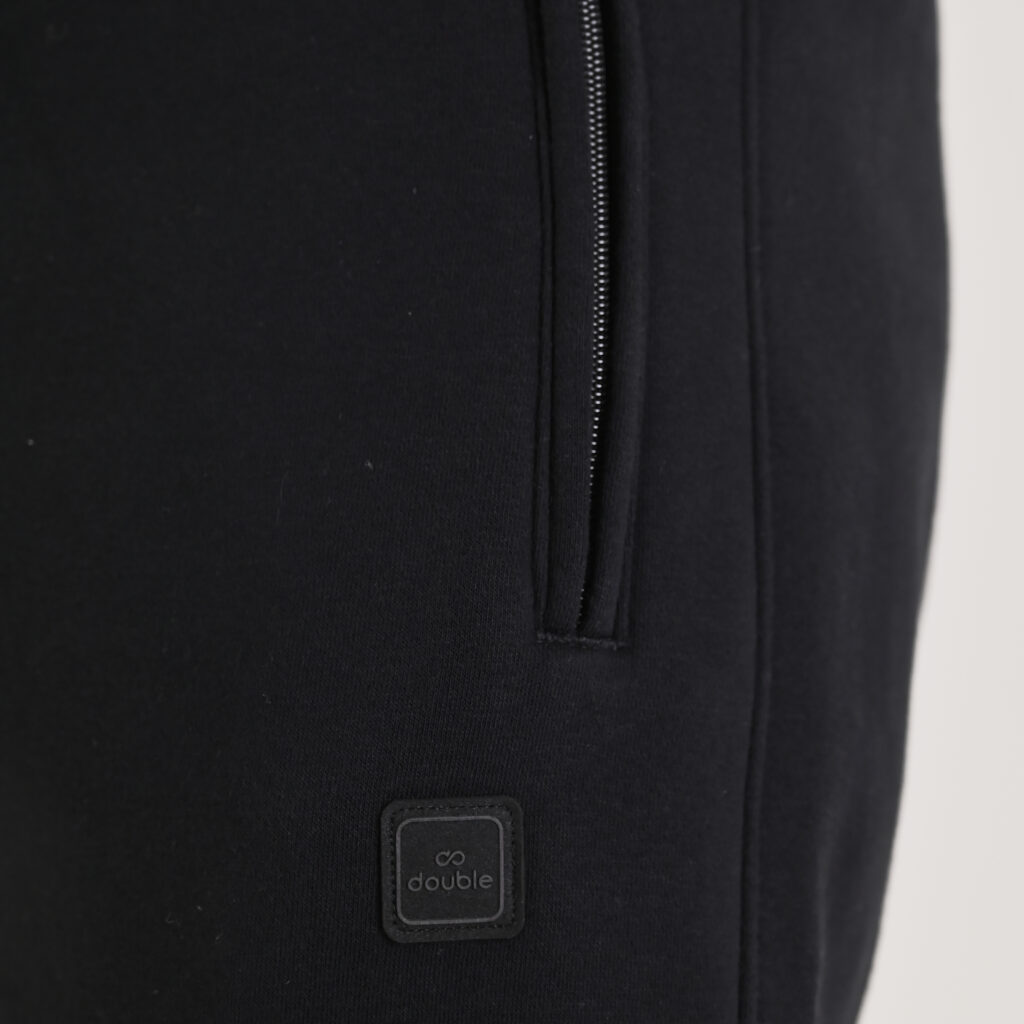 262MPAN-6056 JOGGER PANTS WITH ELASTIC WAISTBAND WITH ZIPPER POCKETS (BRUSHED FLEECE) BLACK
