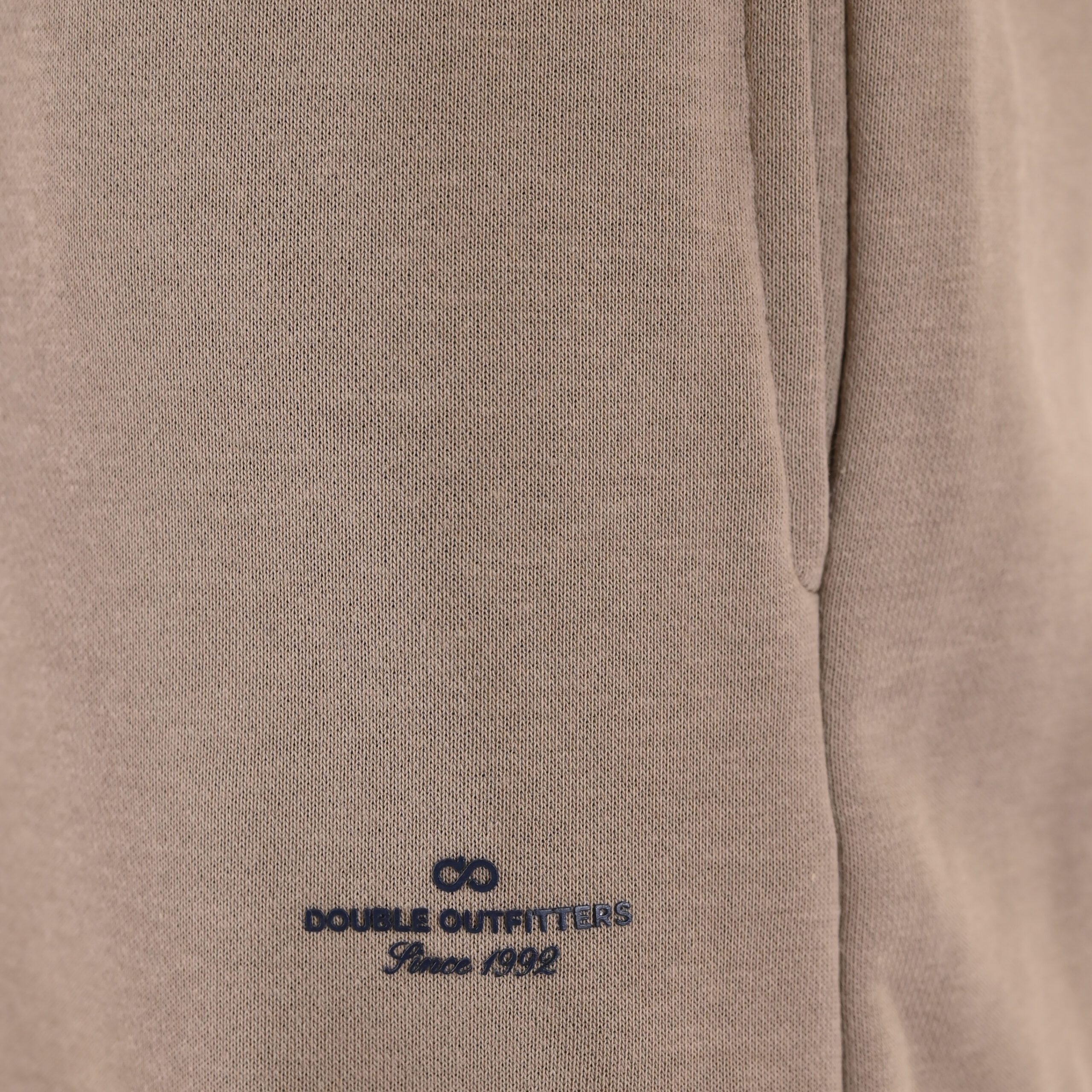 262MPAN-6057 JOGGER PANTS WITH ELASTIC WAISTBAND AND HEM AND HIGH DENSITY PRINT (TERRY FLEECE) DK BEIGE - Image 6