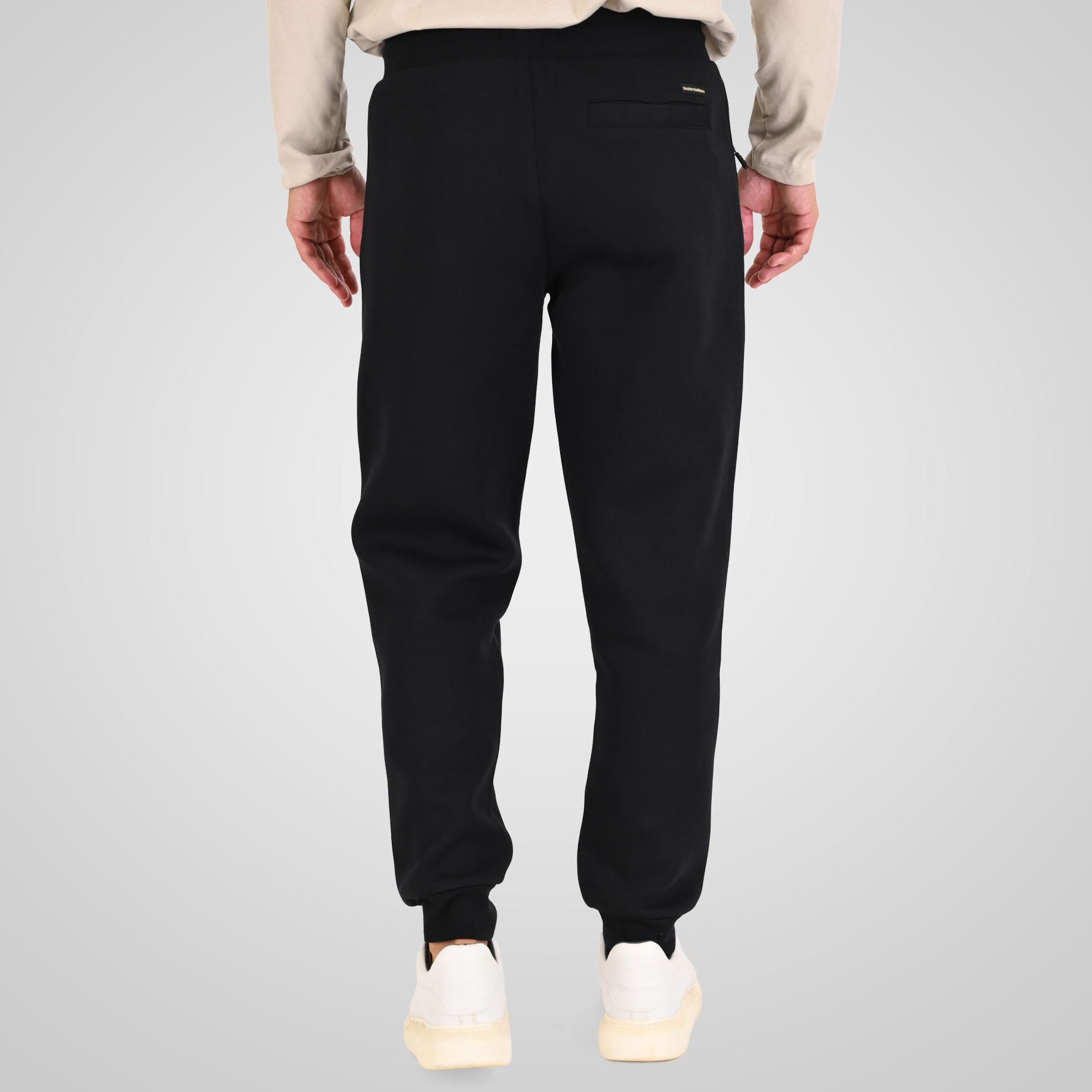 262MPAN-6059 JOGGER PANTS WITH ELASTIC WAISTBAND AND HEM WITH ZIPPER POCKETS (INTERLOCK) BLACK - Image 4