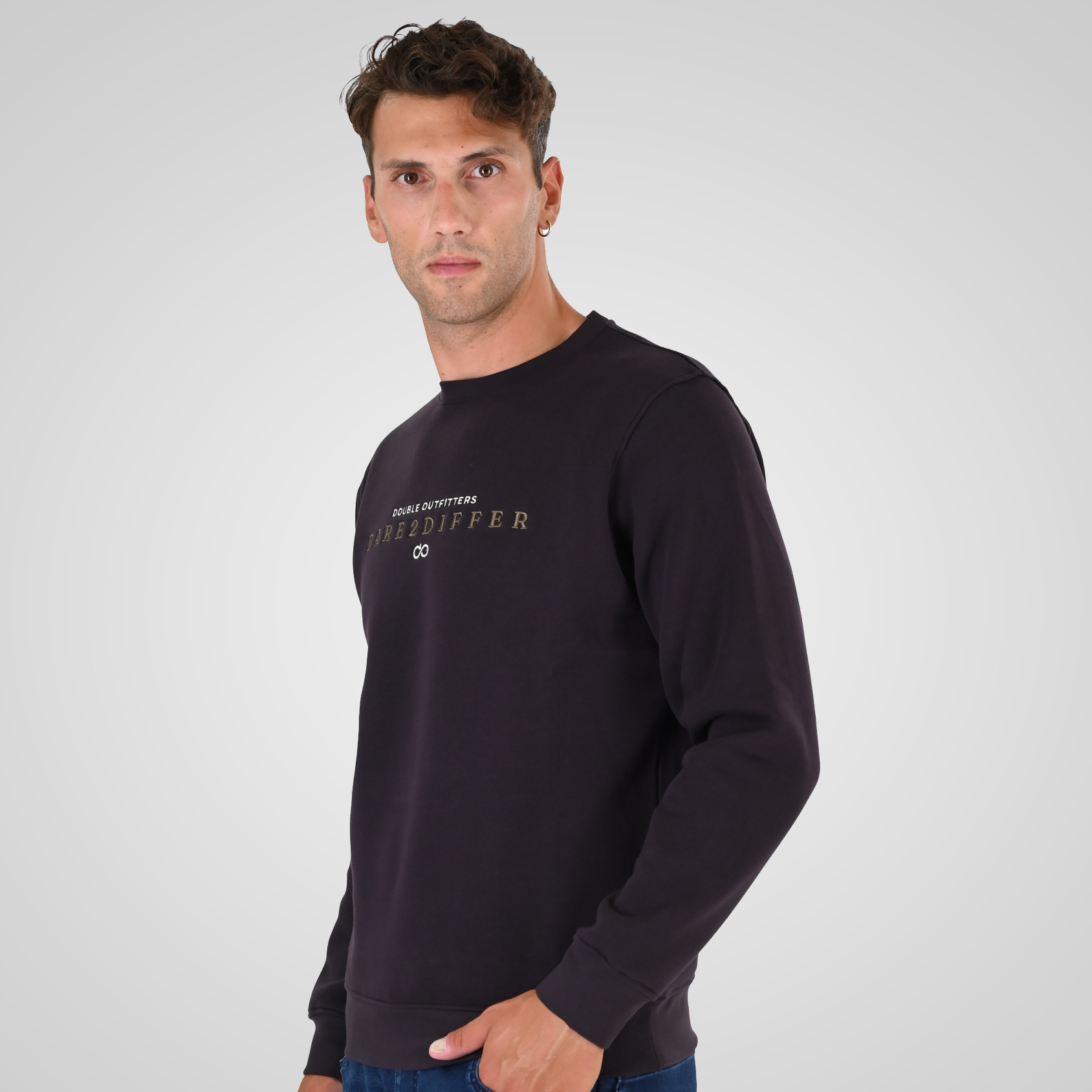 262MTOP-1151 CREWNECK TOP WITH 3D AND DENSE EMBROIDERY (BRUSHED FLEECE) AUBERGINE - Image 3