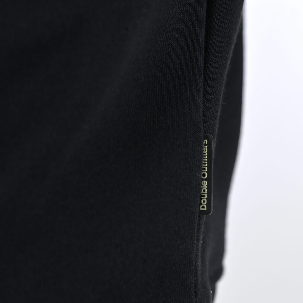 262MTOP-1151 CREWNECK TOP WITH 3D AND DENSE EMBROIDERY (BRUSHED FLEECE) BLACK