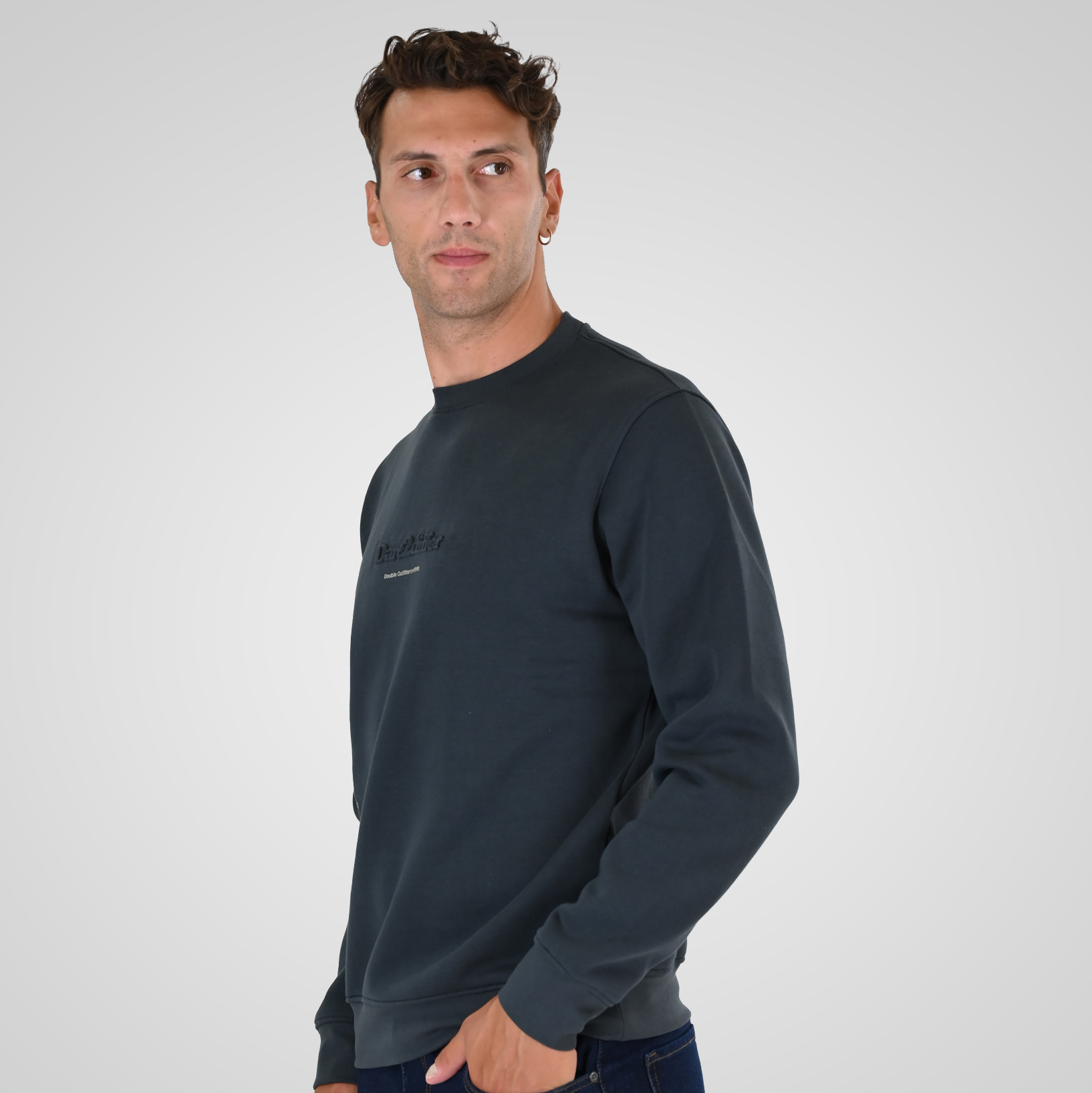 262MTOP-1153 CREWNECK TOP WITH EMBOSSED AND HIGH DENSITY PRINT (BRUSHED FLEECE) ANTHRACITE - Image 3