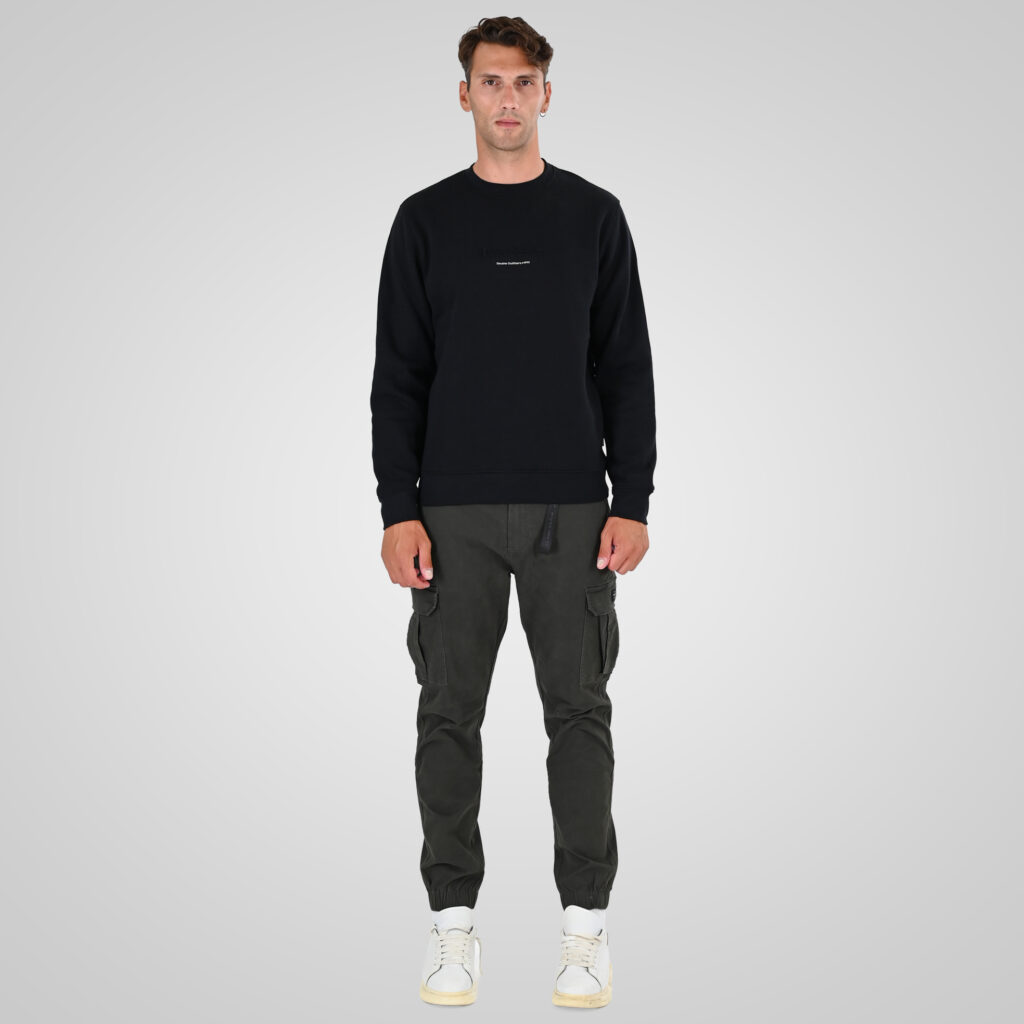 262MTOP-1153 CREWNECK TOP WITH EMBOSSED AND HIGH DENSITY PRINT (BRUSHED FLEECE) BLACK