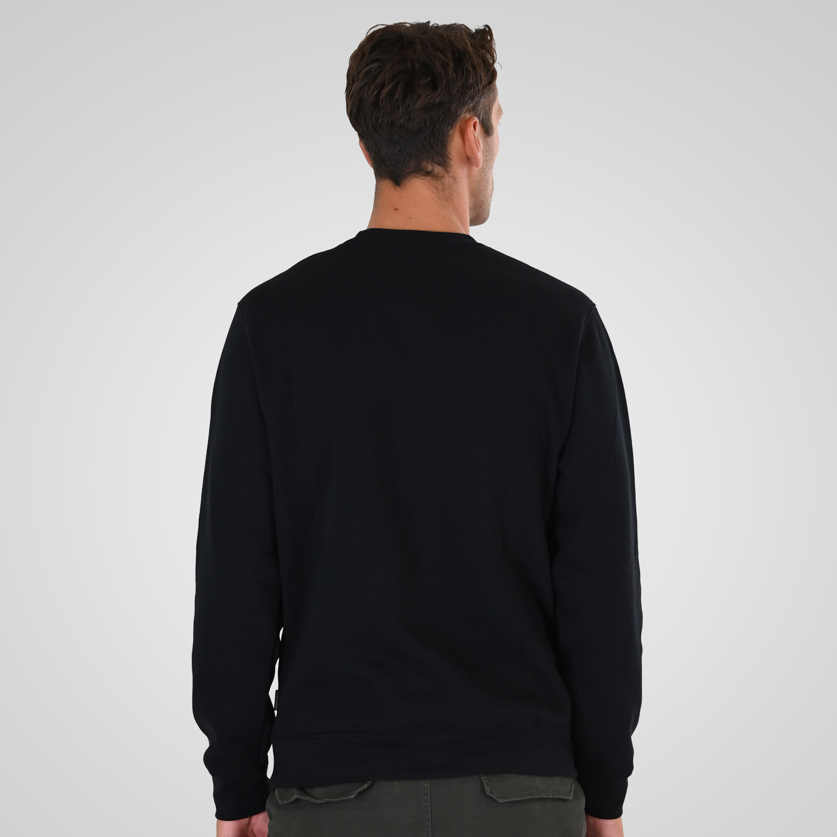262MTOP-1153 CREWNECK TOP WITH EMBOSSED AND HIGH DENSITY PRINT (BRUSHED FLEECE) BLACK - Image 4