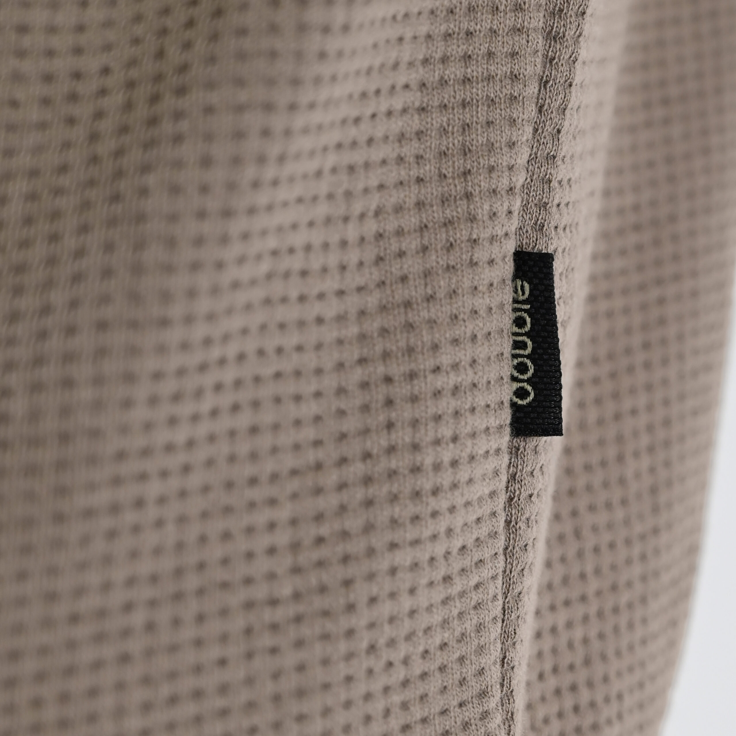 262MTOP-1155 CREWNECK IN SPECIAL FABRIC (WAFFLE) LT TAUPE - Image 6