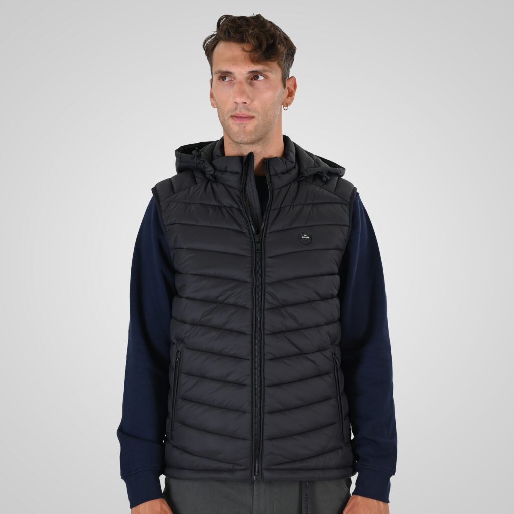 262SMJK-2104 JACKETS SLEEVELESS BLACK
