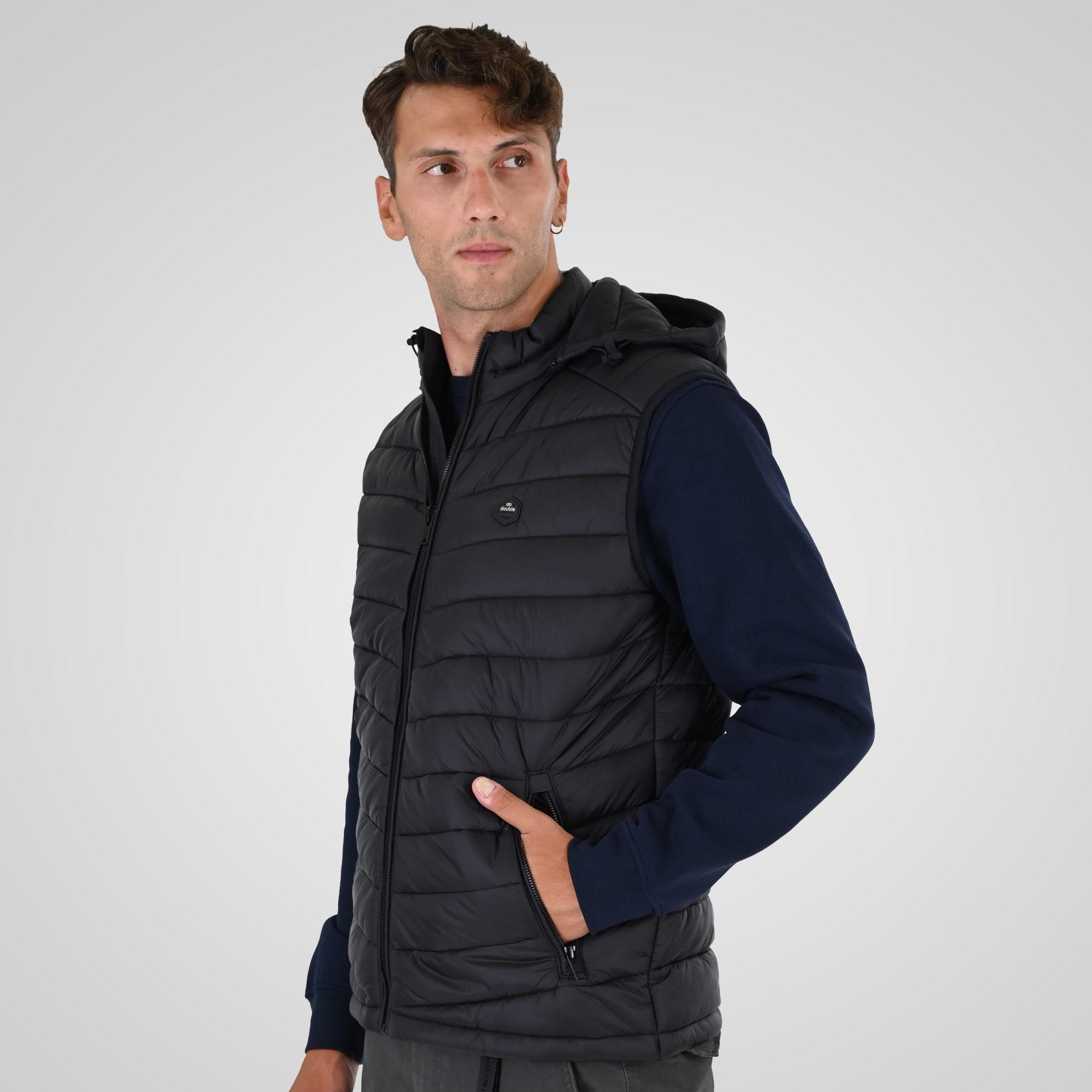 262SMJK-2104 JACKETS SLEEVELESS BLACK - Image 3
