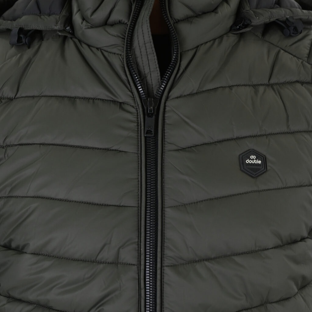 262SMJK-2104 JACKETS SLEEVELESS LEAF GREEN