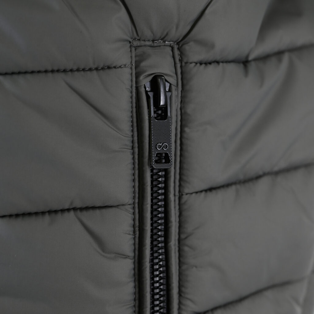 262SMJK-2104 JACKETS SLEEVELESS SMOKE GREY
