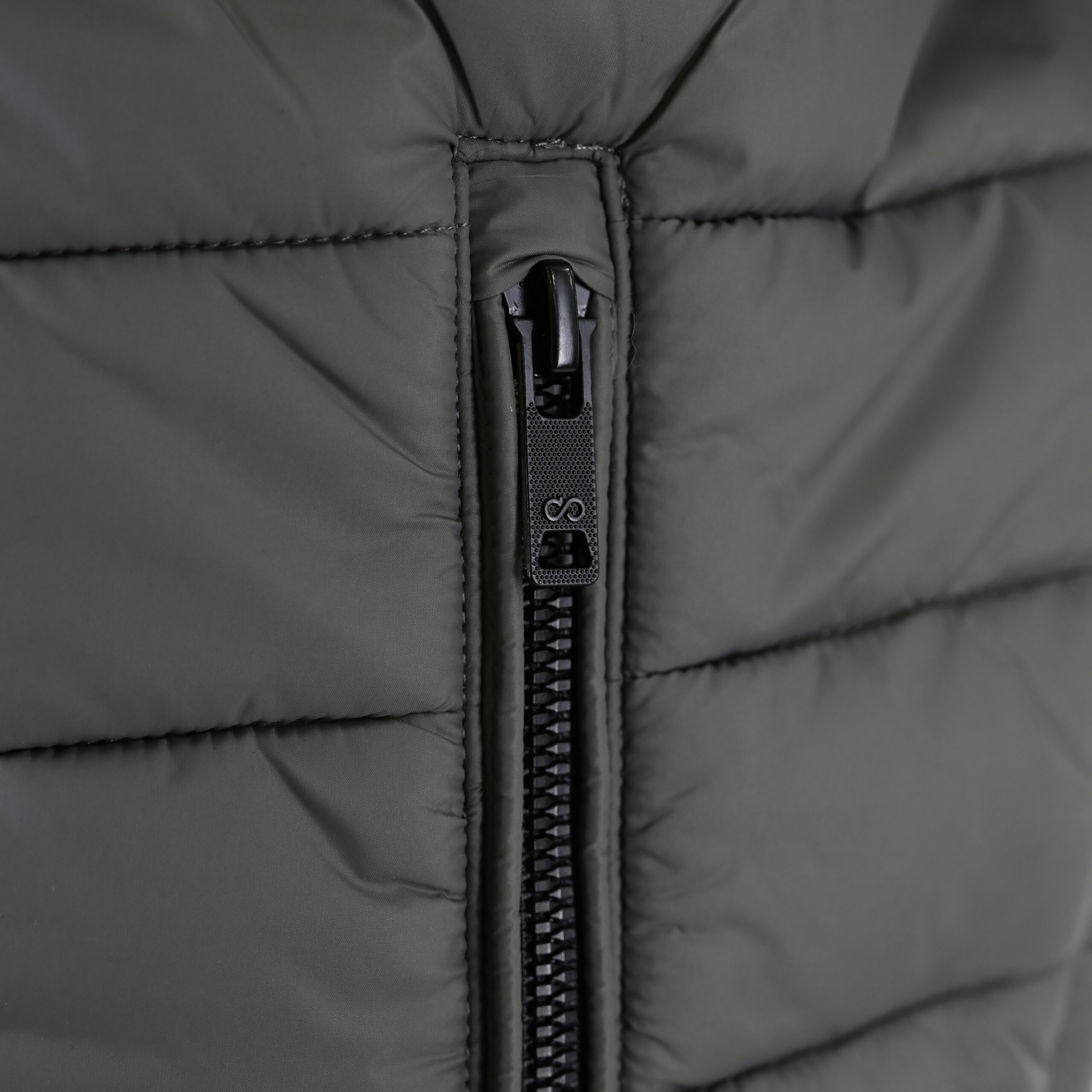 262SMJK-2104 JACKETS SLEEVELESS SMOKE GREY - Image 6