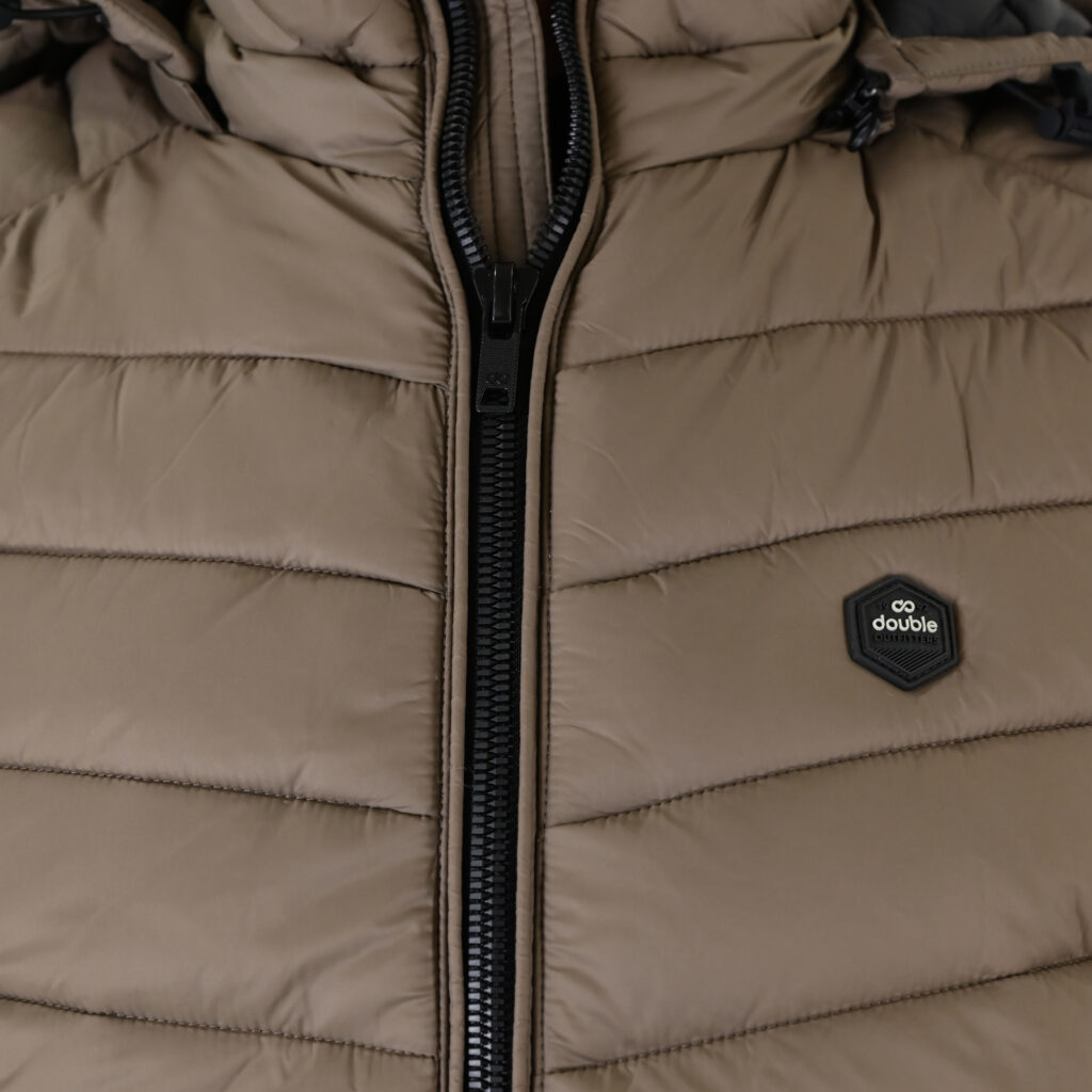 262SMJK-2104 JACKETS SLEEVELESS TAUPE