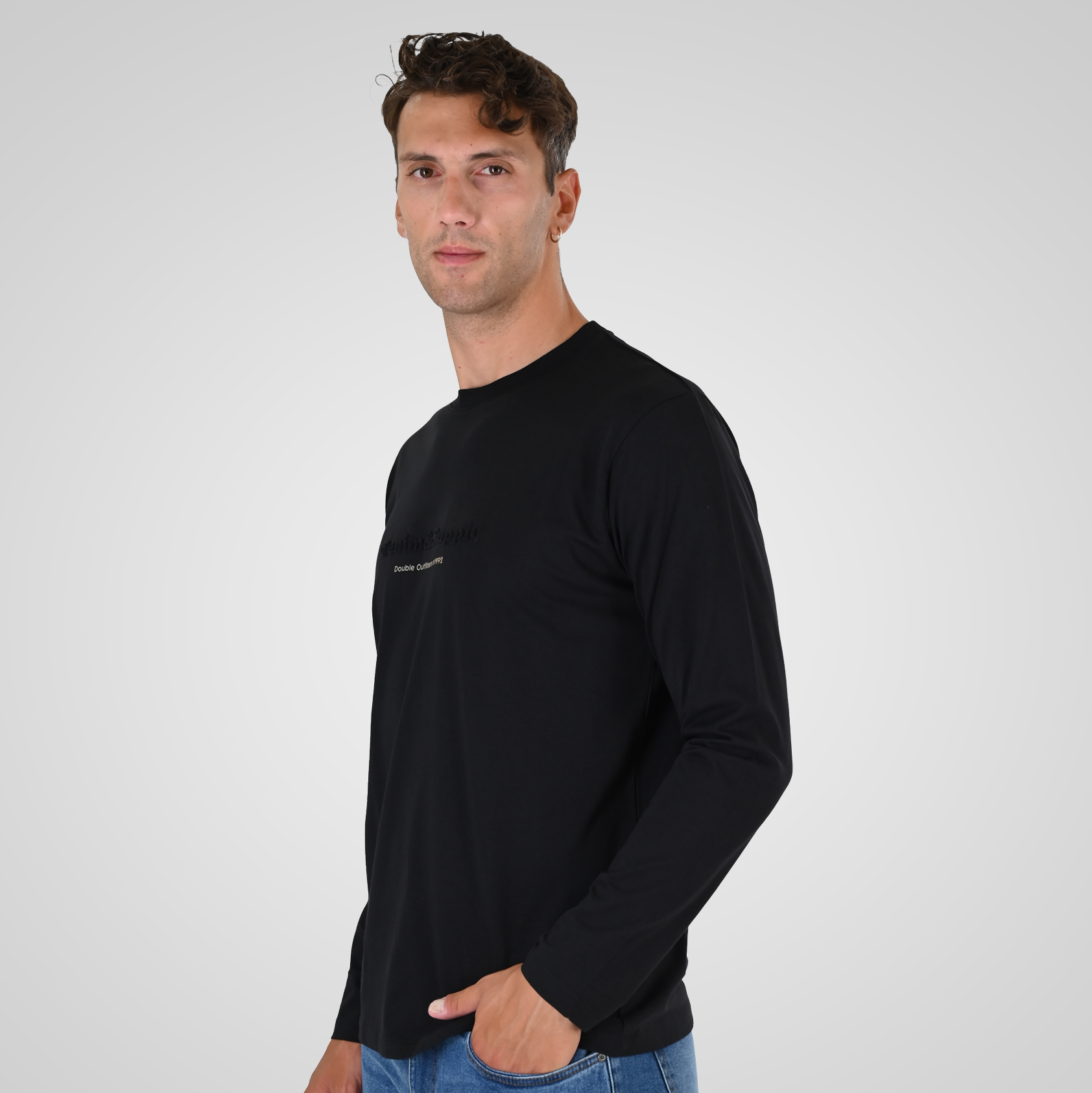 262TS-9173 T-SHIRTS LONGSLEEVE WITH EMBOSSED AND HIGH DENSITY PRINT BLACK - Image 3